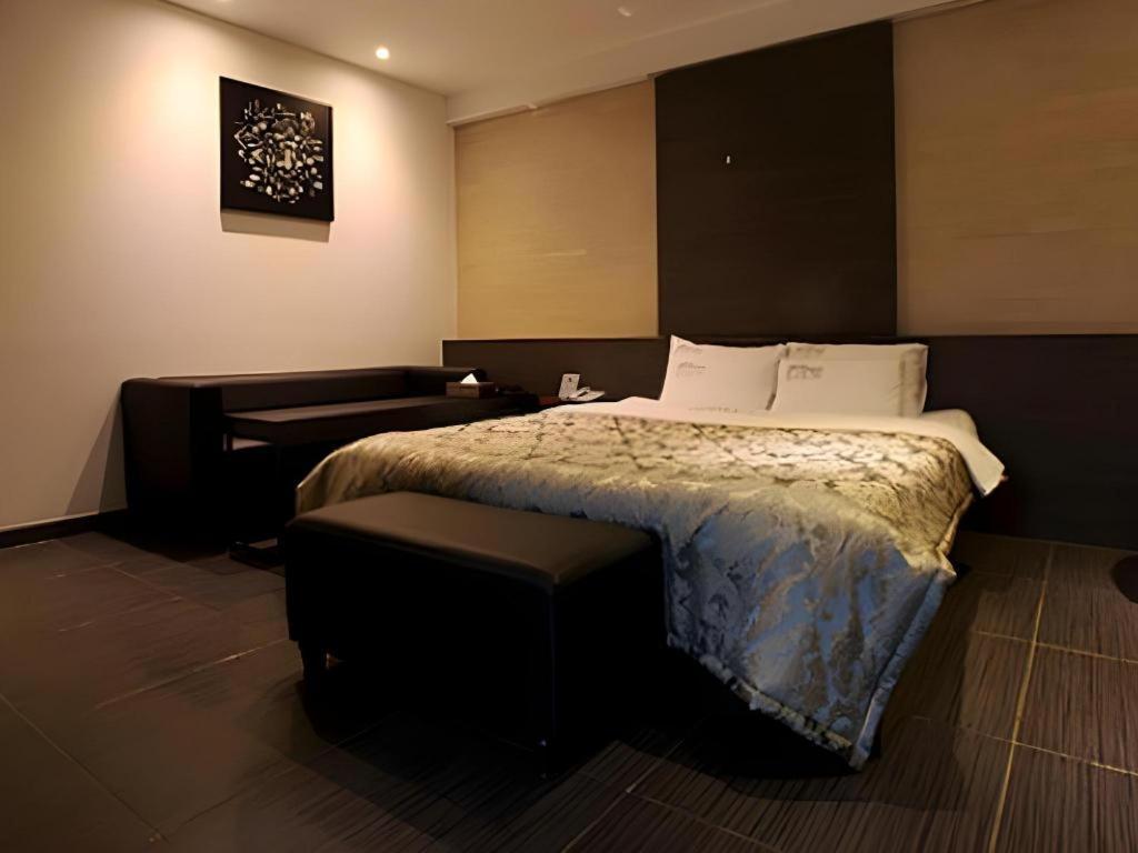 Hotel Cinema Seul Esterno foto